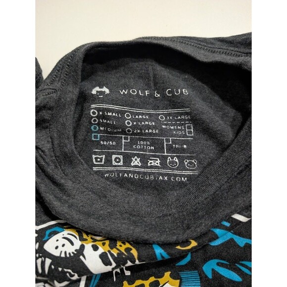 Rare Custom Jacksonville Jaguars Defend Duval Jordan Wolf & Cub Shirt Medium - Picture 3 of 6
